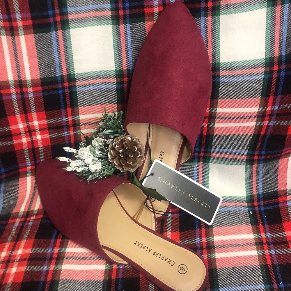 NWT Women’s Charles Albert Maroon Mule Shoes